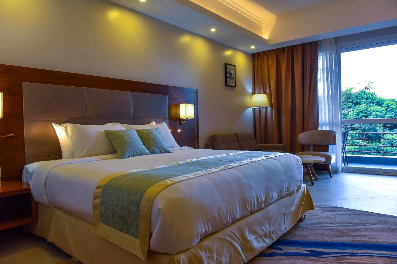 Admas Grand Hotel Entebbe Extérieur photo