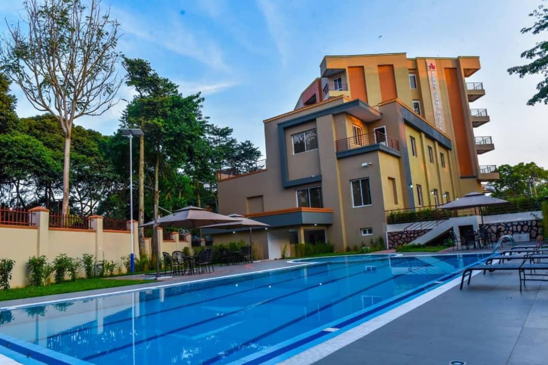 Admas Grand Hotel Entebbe Extérieur photo
